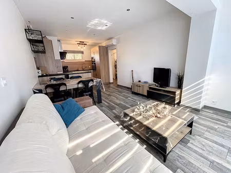 vente appartement 2 pièces 47.81 m² à bormes-les-mimosas (83230)  292 000 €