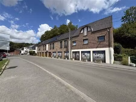 surface commerciale ou de bureaux de +/-220 m²