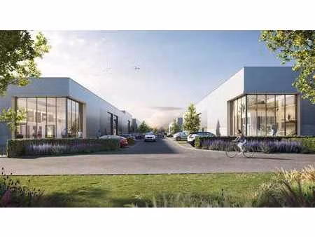 hall de 270 m² à louer - parc pme awans