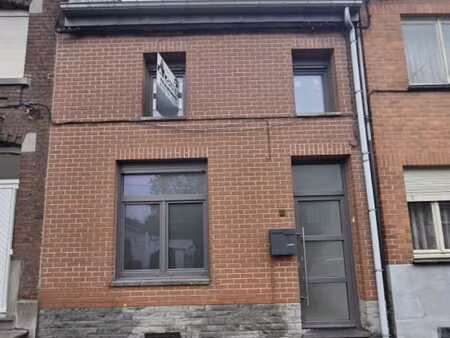 maison 2 façades  3 chambres