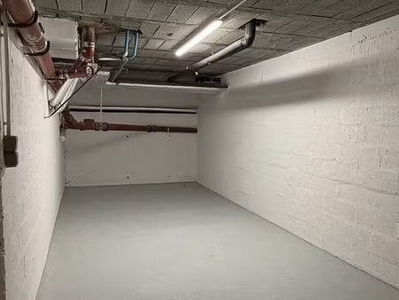 cave 24 m² aix-en-provence