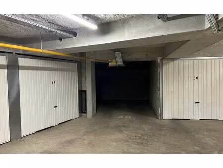 stationnement lyon 5 21 m² t- à vendre  28 000 €