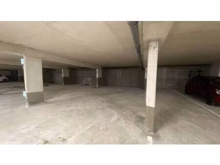 parking à louer