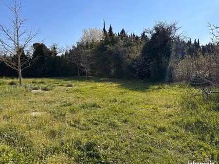 terrain à bâtir lamanon