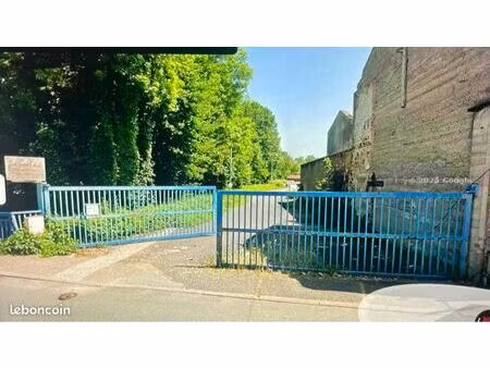 terrain de 11 000 mètres industriel