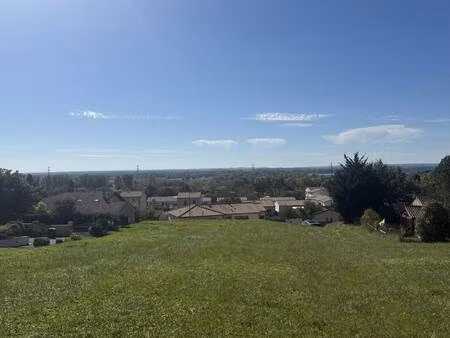 terrain constructible viabilisé à vendre