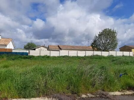 terrain constructible viabilisé à vendre