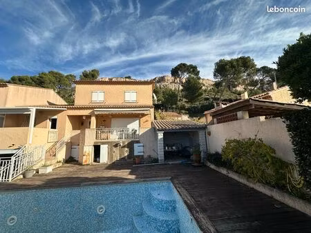 villa de 175m2 avec piscine