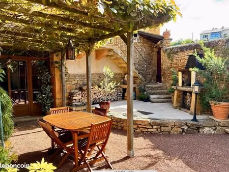 maison 6 pièces 160 m²