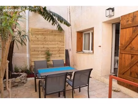 maison de village meublée avec cour – neffiès