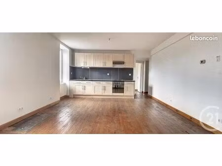 appartement 3 pièces 70 m²