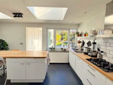 louee -maison 4 chambres avec jardin - lumineuse