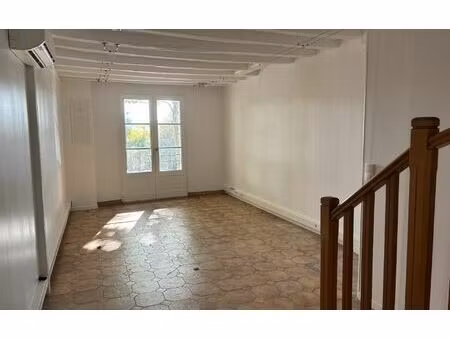 appartement chinon 113.4 m² t-2 à vendre  133 000 €