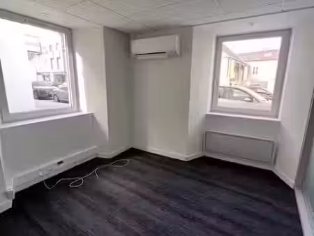 location locaux professionnels 0 pièces 106 m² à rixheim (68170)  1 500 €