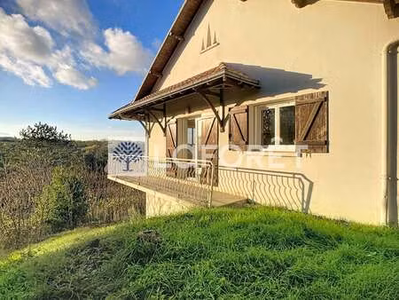 vente maison à thouars (79100) : à vendre / 118m² thouars