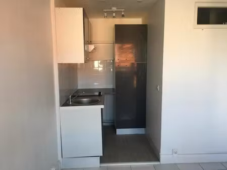 location appartement 2 pièces 28 m² à bonneuil-sur-marne (94380)