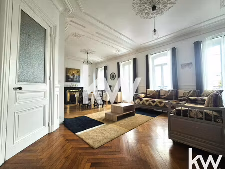 le chambon-feugerolles : appartement t5 (125 m²) avec jardin et