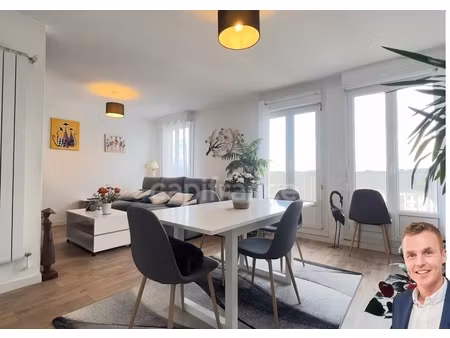 quimper-sud  rue du léon (quartier prat-maria)  appartement de type t5 modifié en t4 de pl