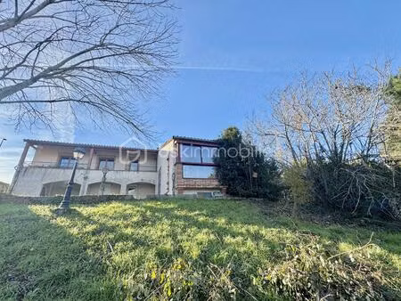 maison traditionnelle de 200 m² à daux