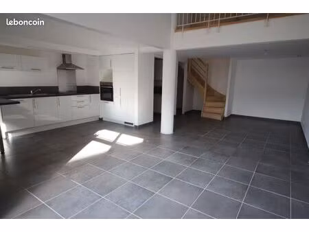 loft 5 pièces 124 m²