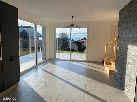 villa 5 pièces 99 m²