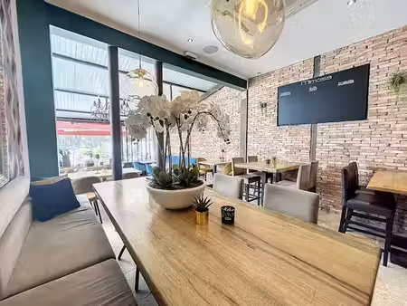 vente locaux professionnels à bormes-les-mimosas (83230)  181 900 €