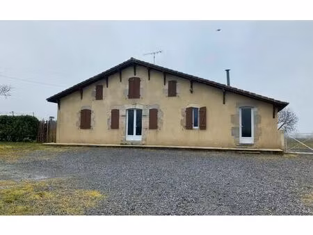 location maison  m² t-5 à clermont  850 €