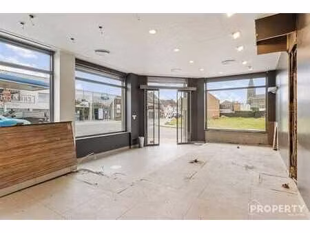 commerce avec appartement