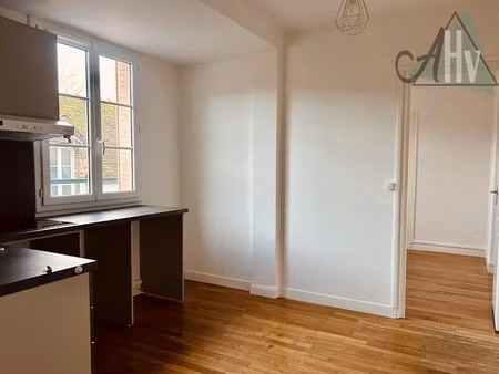 location appartement 2 pièces 33 m² à bray-sur-seine (77480)  520 €