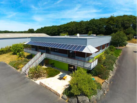le faou - a vendre ? bâtiment exceptionnel aux portes de la rn165