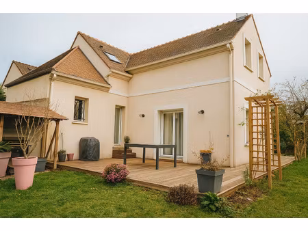 ecrin d'architecture contemporaine de 131m2 à l'isle adam