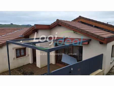 maison en partie restauré sur la commune de claveisolles