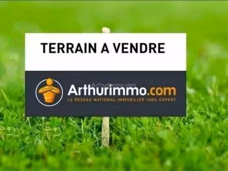 vente terrain 695 m2 à montlhéry