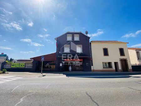 à vendre - murs commerciaux bar restaurant avec chambres + maison attenante | villecomtal-
