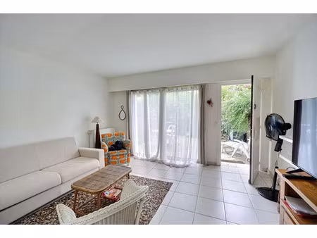 location meublée appartement 1 pièce 27 m² à antibes (06600)  695 €