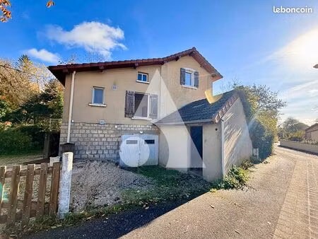 maison 3 pièces 82 m²