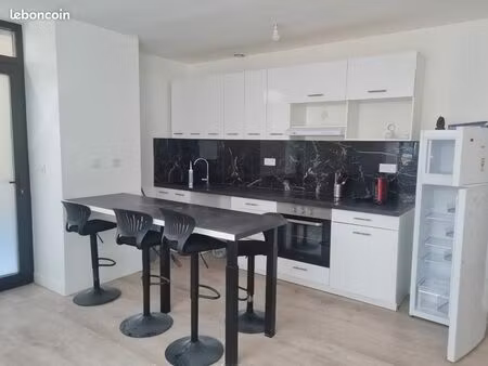 t3 de 70 m² – cazères centre  proche autoroute