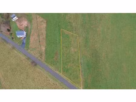 superbe terrain à montleban