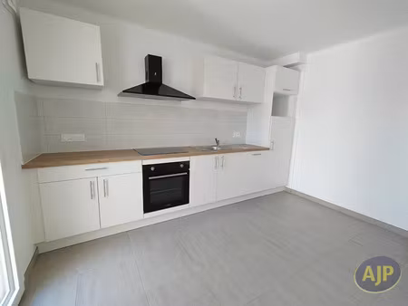 location maison 5 pièces 121.73 m² à le gâvre (44130)  873 €