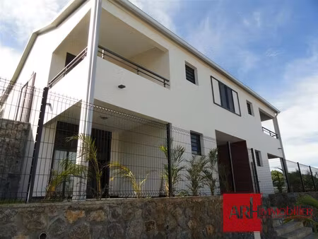 t3 meublé grand fond st leu