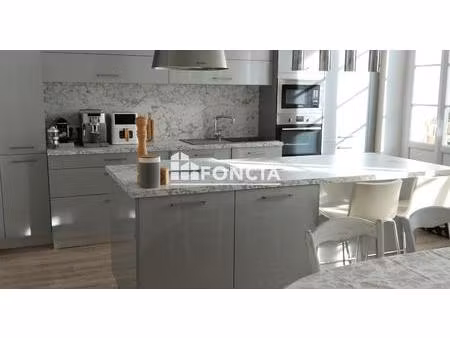 appartement t3 de 100 m2