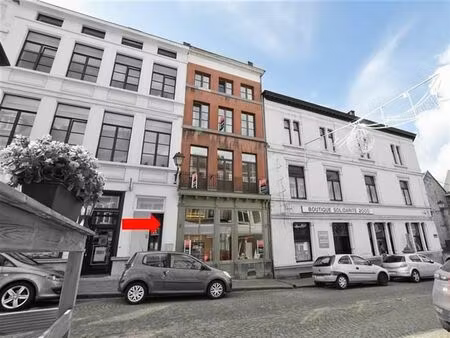 surface commerciale à louer à rue de montmorency 4 huy (vbd60015)