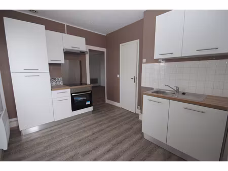 a louer a cercy la tour  appartement f3