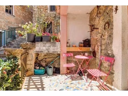 maison lantosque 3 pièces//terrain 1000 m²