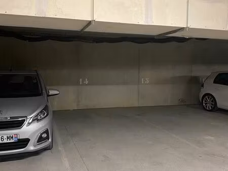 parking / place de stationnement sécurisée – euromédecine montpellier