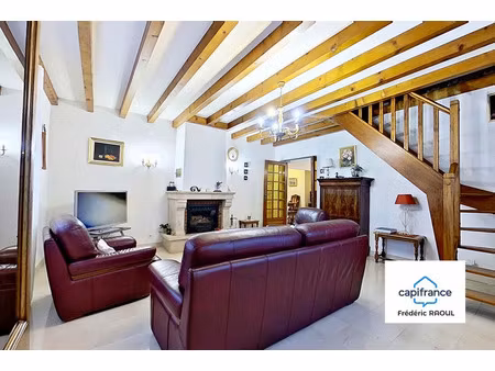 is-sur-tille – maison familiale parfaitement entretenue avec beaux volumes