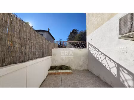 orgon premier achat ou investisseur : maison de ville avec potentiel