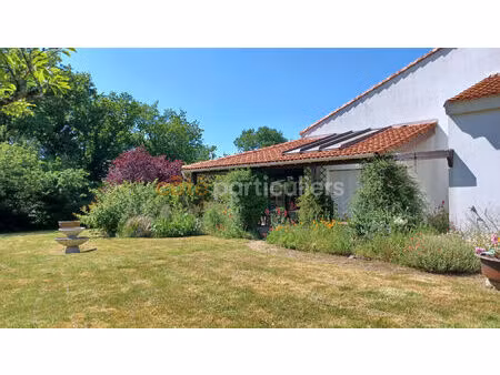 maison 8 pièces 144 m2