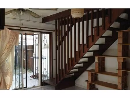 location appartement  m² t-2 à kourou  698 €