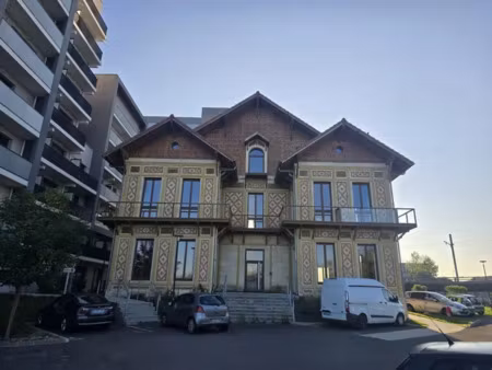 bâtisse neuve atypique à aménager – idéal bureaux  résidence étudiante ou seniors – lormon